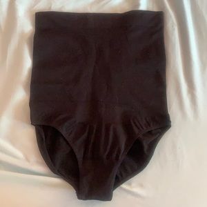 Black Waist Trainer/Slimmer